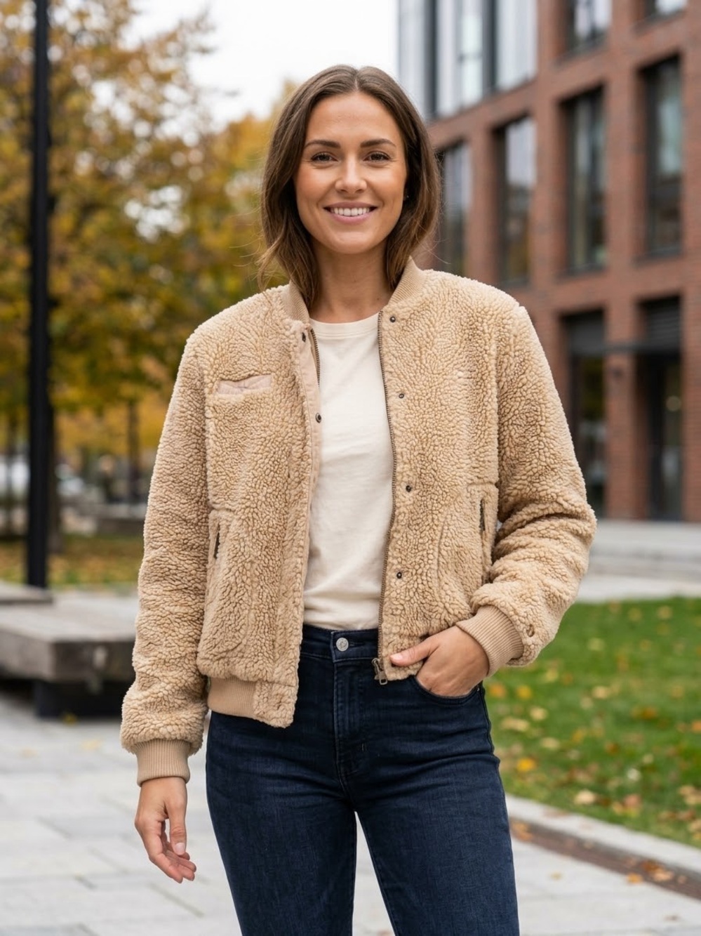 Levi's Women's Teddy Bomber Jacket - Beige